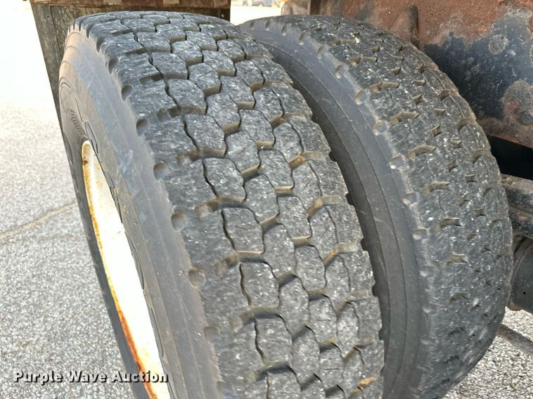 image for item NF9167 2006 Sterling LT7500  dump truck