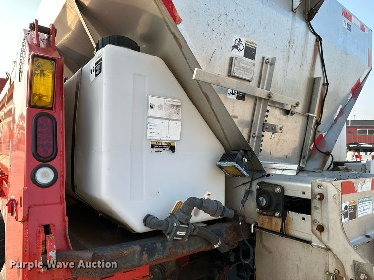 image for item NF9168 2007 International 7400  dump truck