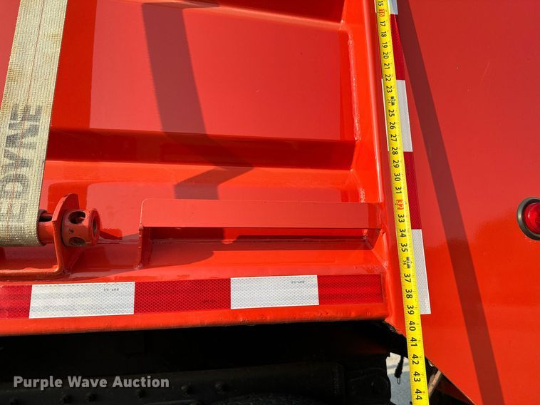 image for item NF9168 2007 International 7400  dump truck