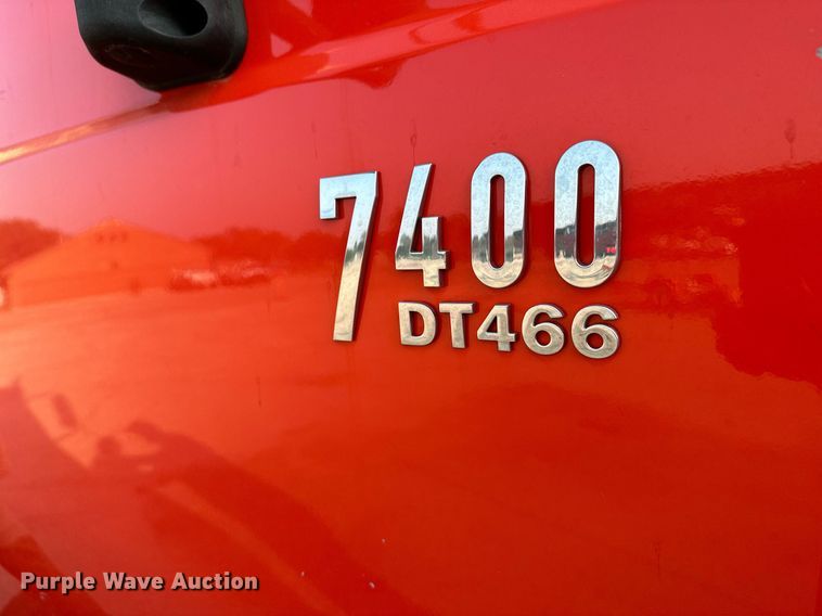 image for item NF9168 2007 International 7400  dump truck