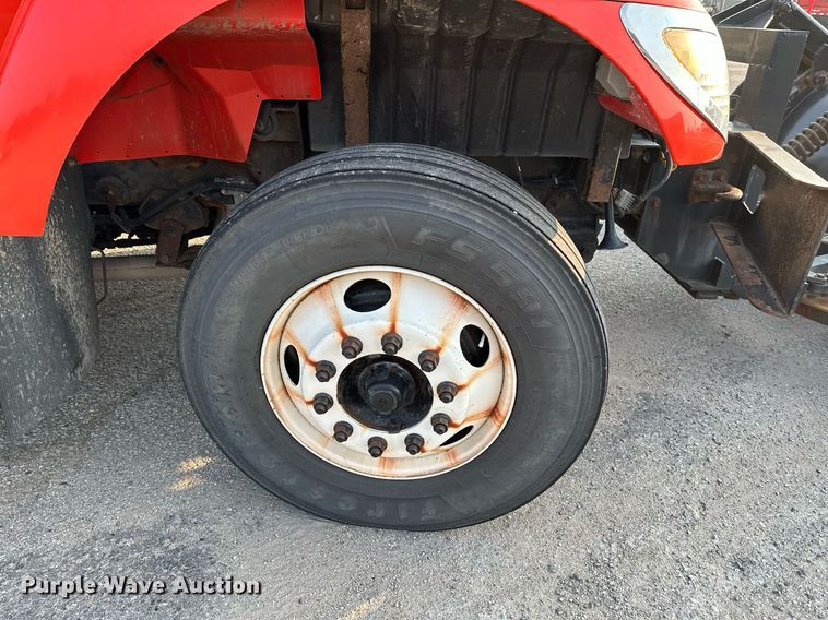 image for item NF9168 2007 International 7400  dump truck