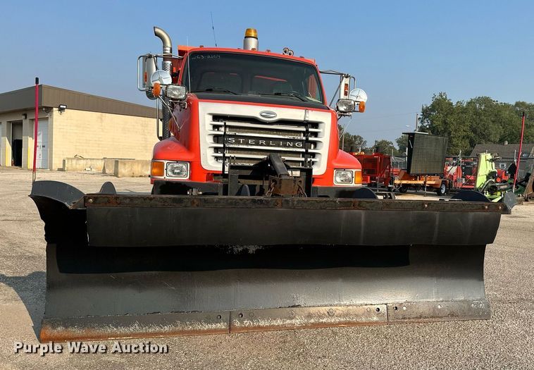 image for item NF9169 2006 Sterling LT7500  dump truck