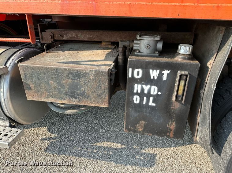 image for item NF9169 2006 Sterling LT7500  dump truck