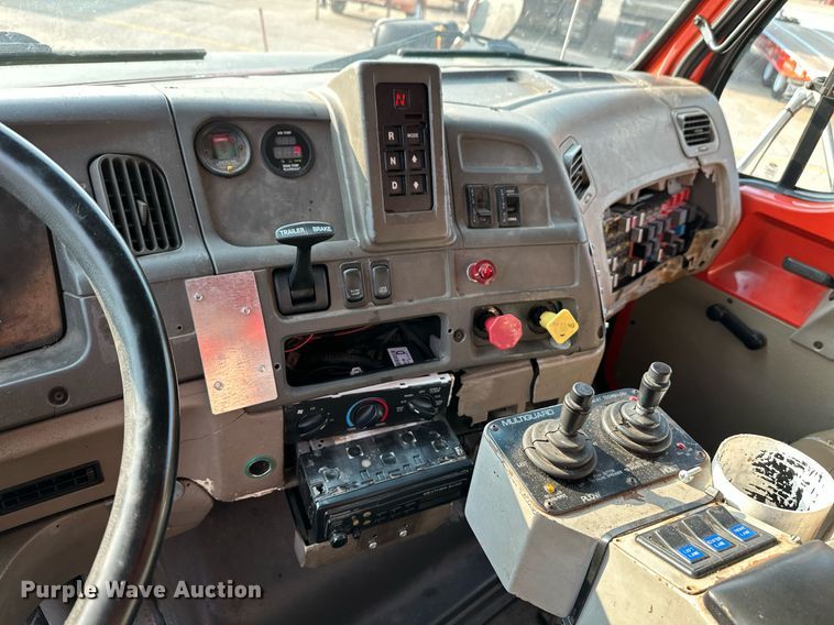 image for item NF9169 2006 Sterling LT7500  dump truck