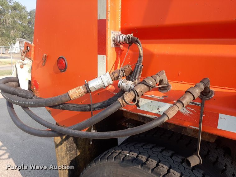 image for item NF9170 2007 International 7400  dump truck