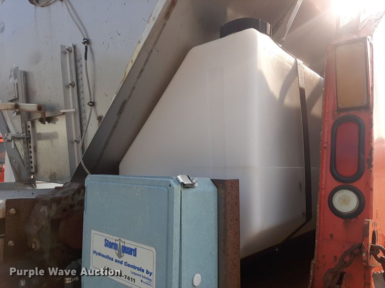 image for item NF9170 2007 International 7400  dump truck