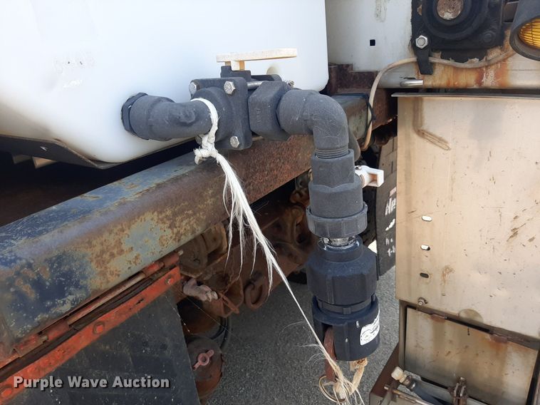 image for item NF9170 2007 International 7400  dump truck