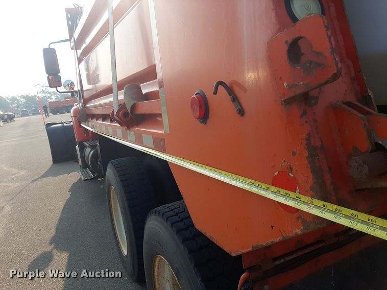 image for item NF9170 2007 International 7400  dump truck