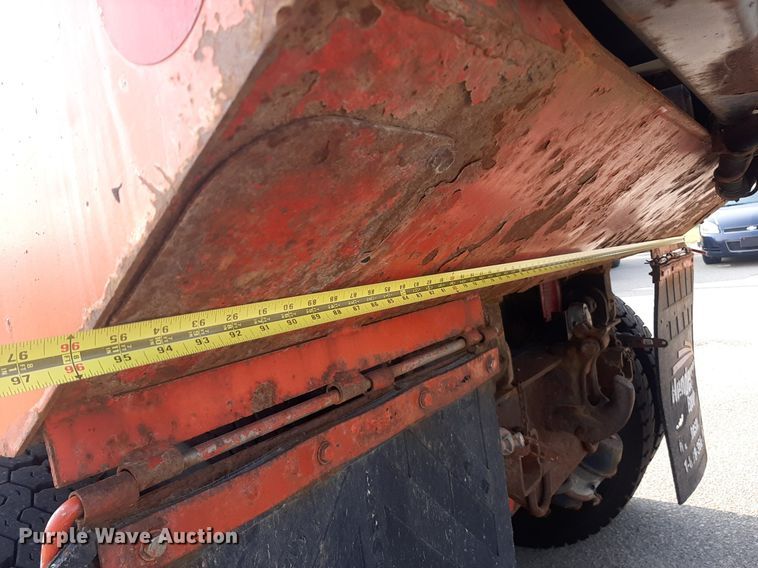 image for item NF9170 2007 International 7400  dump truck