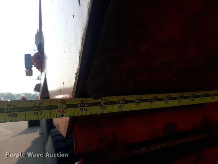 image for item NF9170 2007 International 7400  dump truck