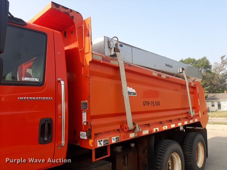 image for item NF9170 2007 International 7400  dump truck