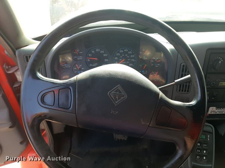 image for item NF9170 2007 International 7400  dump truck