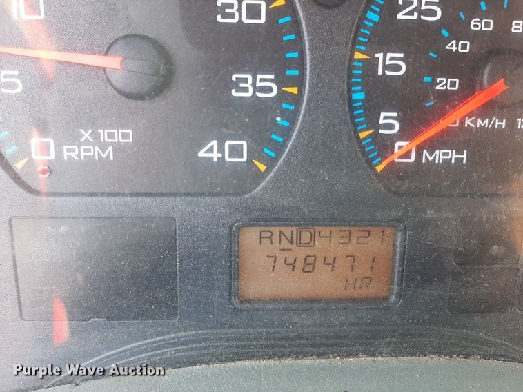 image for item NF9170 2007 International 7400  dump truck