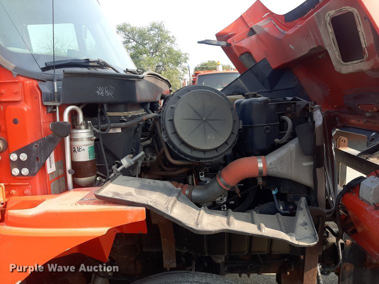 image for item NF9170 2007 International 7400  dump truck