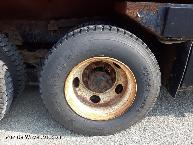 image for item NF9170 2007 International 7400  dump truck