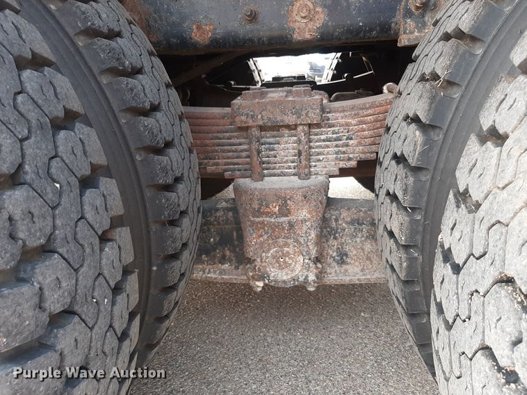 image for item NF9170 2007 International 7400  dump truck