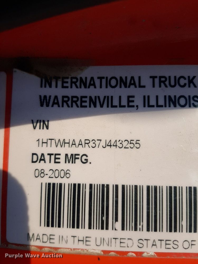 image for item NF9170 2007 International 7400  dump truck