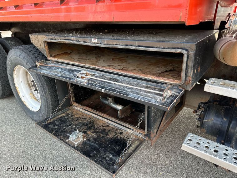 image for item NF9171 2006 Sterling LT7500  dump truck