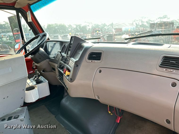 image for item NF9171 2006 Sterling LT7500  dump truck