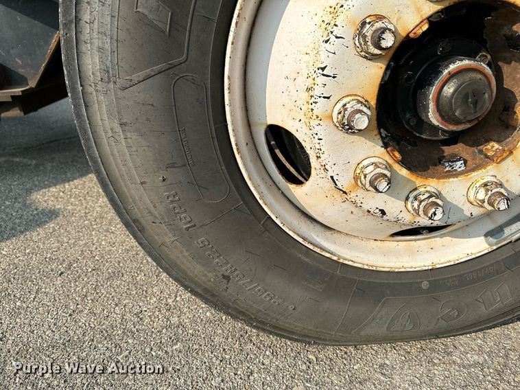 image for item NF9171 2006 Sterling LT7500  dump truck