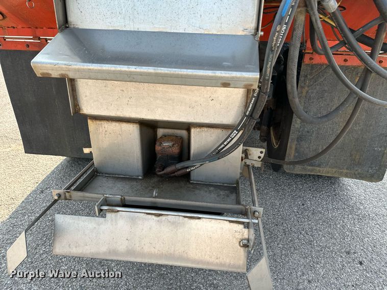 image for item NF9172 2006 Sterling LT7500  dump truck