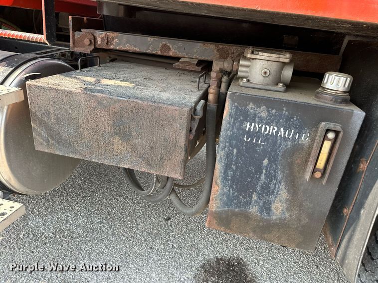 image for item NF9172 2006 Sterling LT7500  dump truck