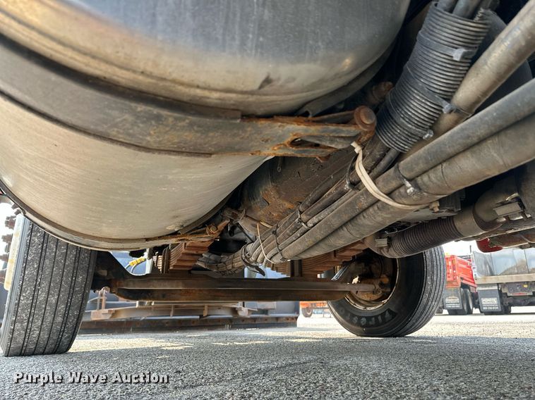 image for item NF9172 2006 Sterling LT7500  dump truck