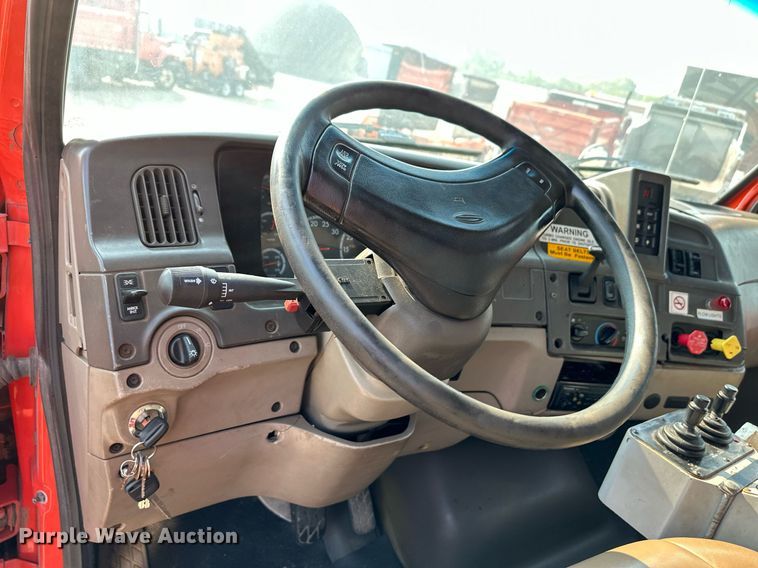 image for item NF9172 2006 Sterling LT7500  dump truck