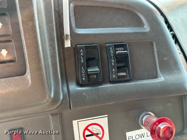 image for item NF9172 2006 Sterling LT7500  dump truck