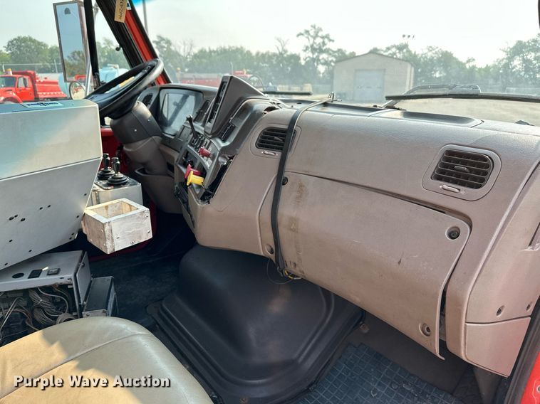 image for item NF9172 2006 Sterling LT7500  dump truck