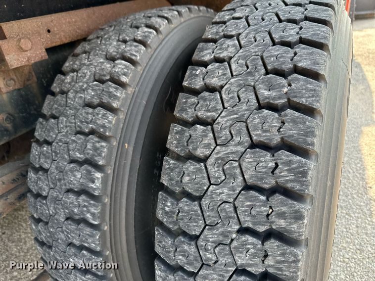 image for item NF9172 2006 Sterling LT7500  dump truck