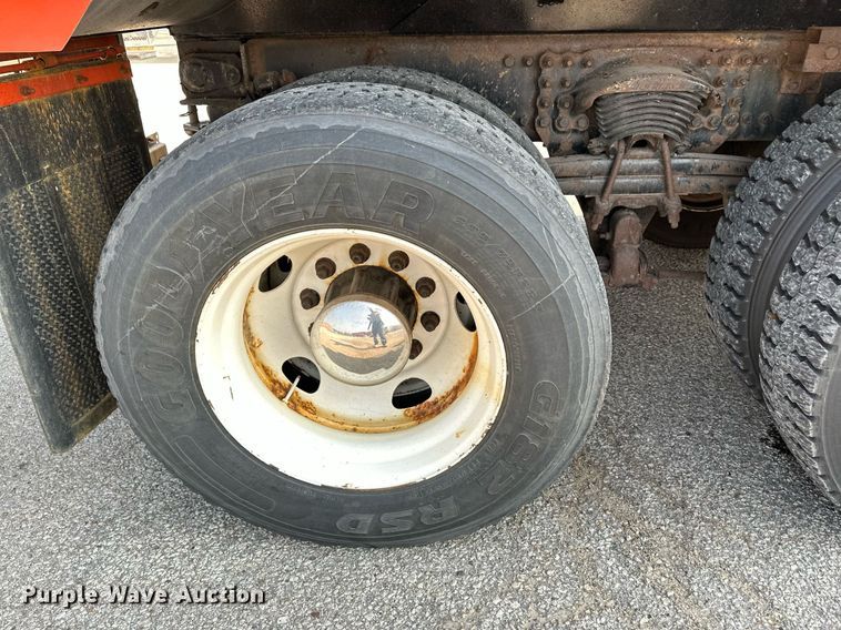 image for item NF9172 2006 Sterling LT7500  dump truck