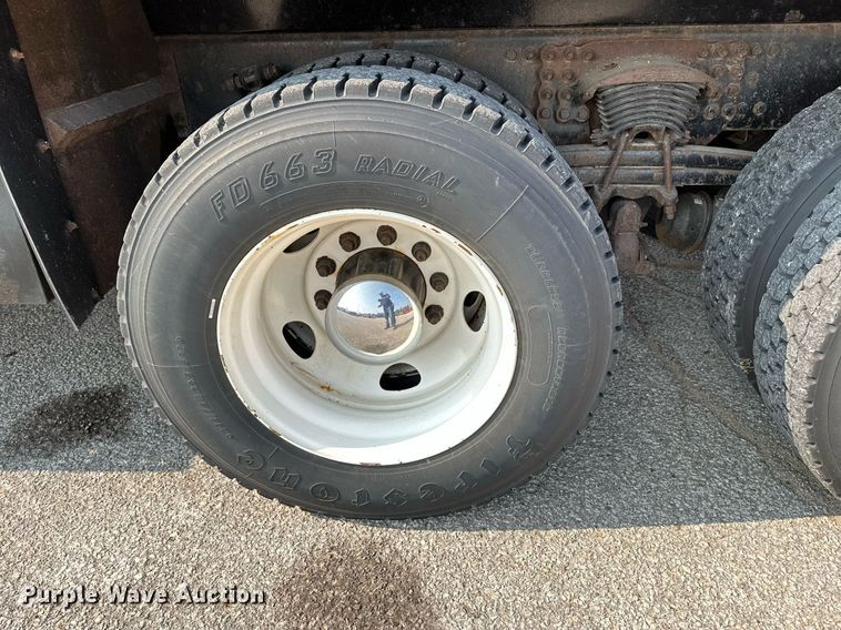 image for item NF9172 2006 Sterling LT7500  dump truck