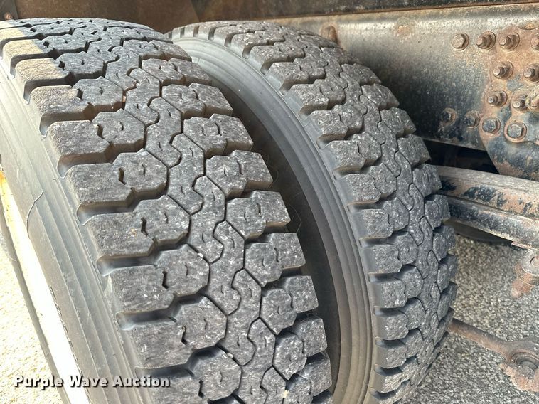 image for item NF9172 2006 Sterling LT7500  dump truck