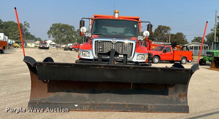 image for item NF9173 2007 International 7400  dump truck