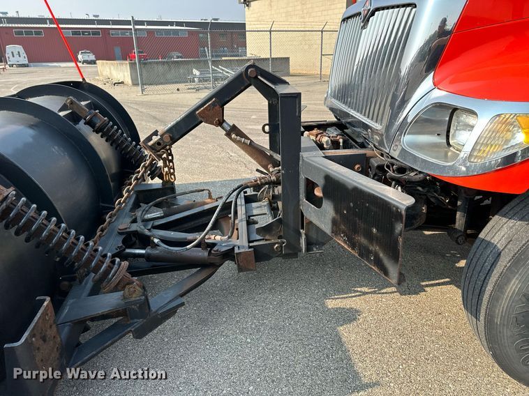 image for item NF9173 2007 International 7400  dump truck