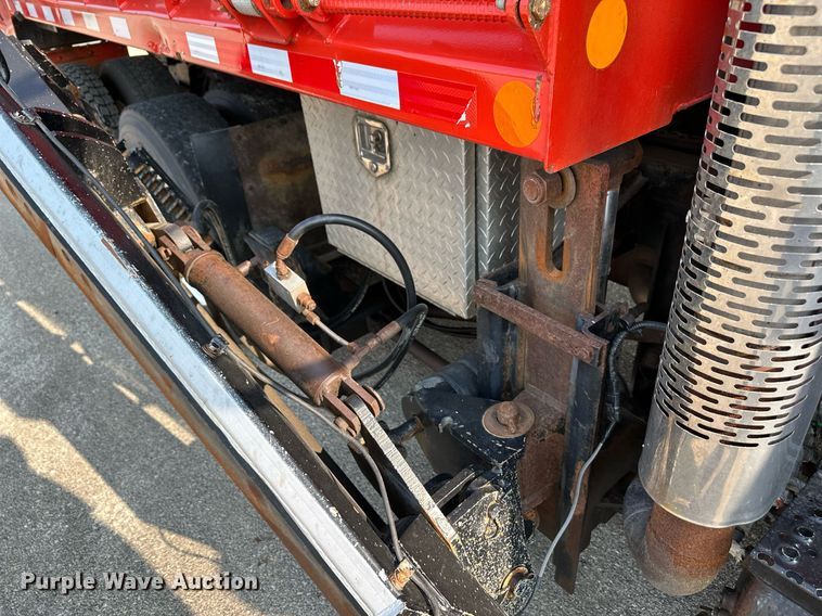 image for item NF9173 2007 International 7400  dump truck