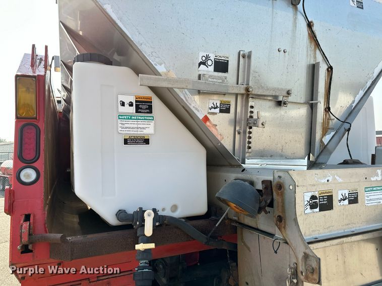 image for item NF9173 2007 International 7400  dump truck