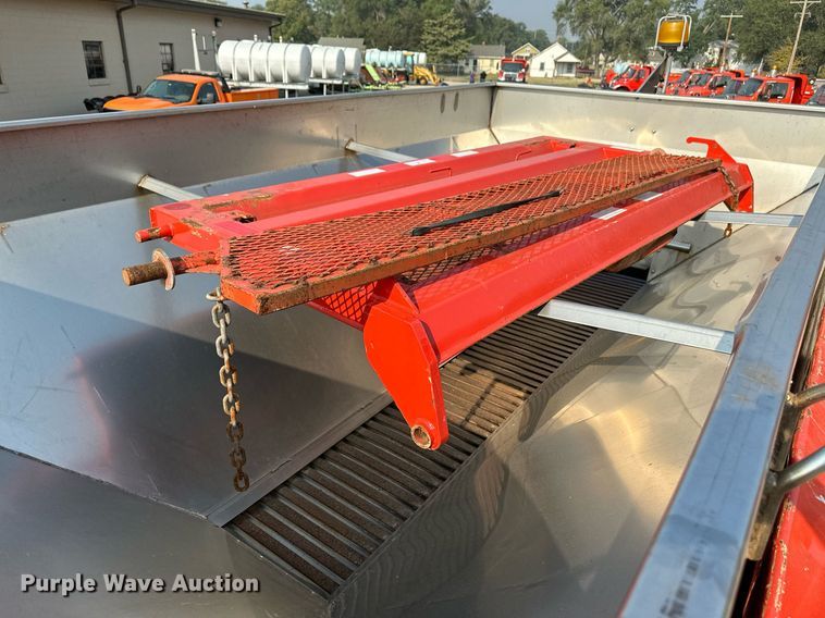 image for item NF9173 2007 International 7400  dump truck