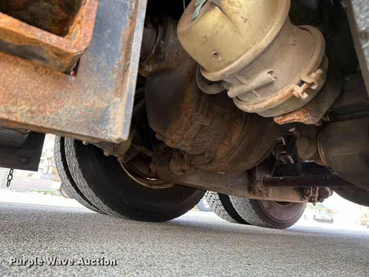 image for item NF9173 2007 International 7400  dump truck