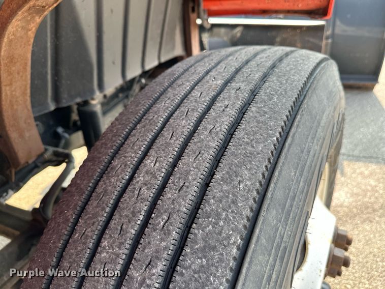 image for item NF9173 2007 International 7400  dump truck