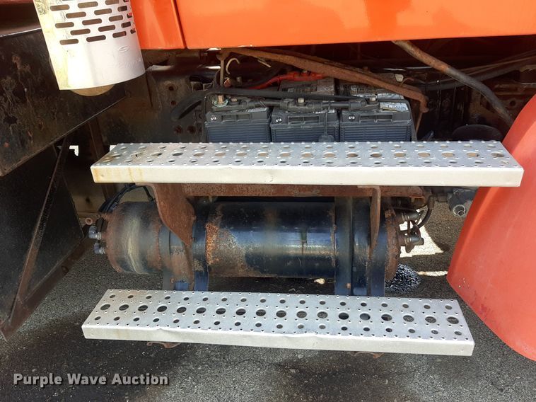 image for item NF9174 2006 Sterling LT7500  dump truck