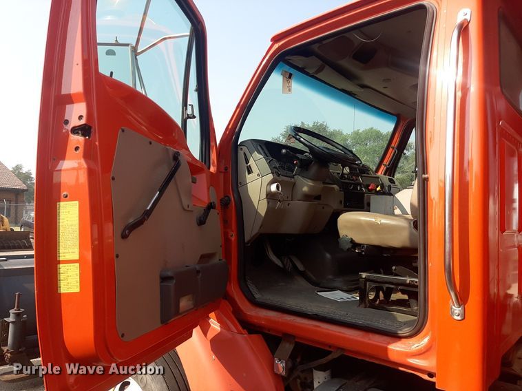 image for item NF9174 2006 Sterling LT7500  dump truck