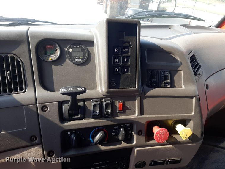 image for item NF9174 2006 Sterling LT7500  dump truck