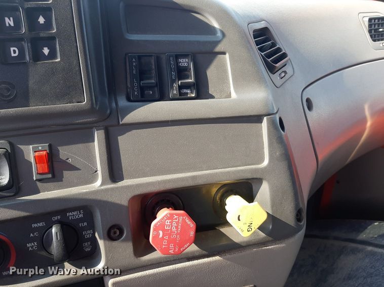 image for item NF9174 2006 Sterling LT7500  dump truck