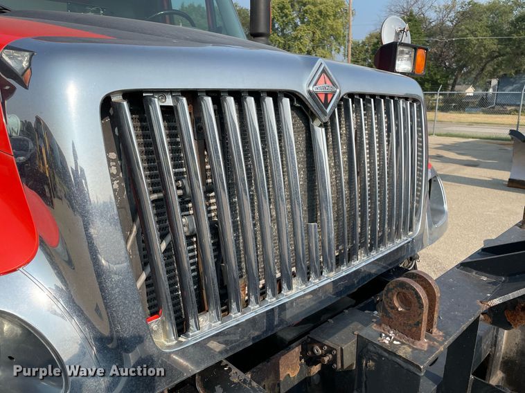 image for item NF9175 2007 International 7400  dump truck