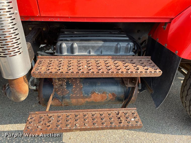 image for item NF9175 2007 International 7400  dump truck