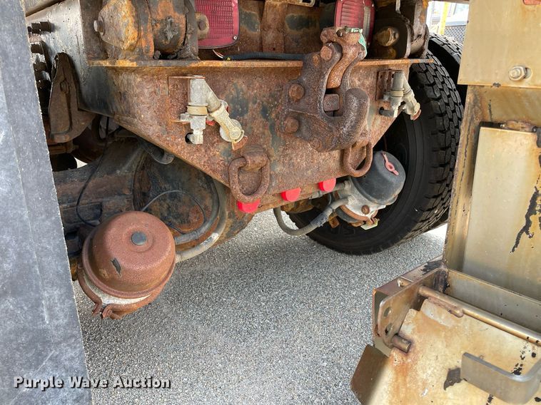 image for item NF9175 2007 International 7400  dump truck