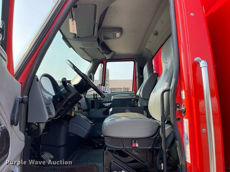 image for item NF9175 2007 International 7400  dump truck