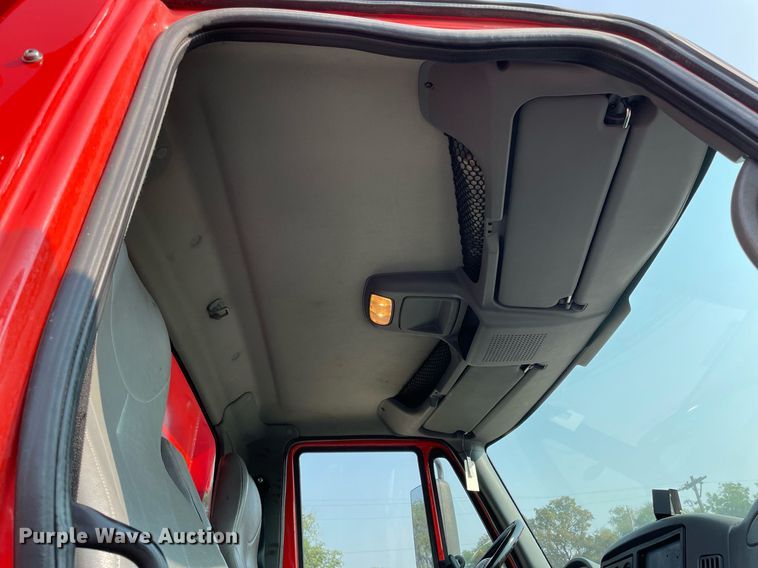 image for item NF9175 2007 International 7400  dump truck